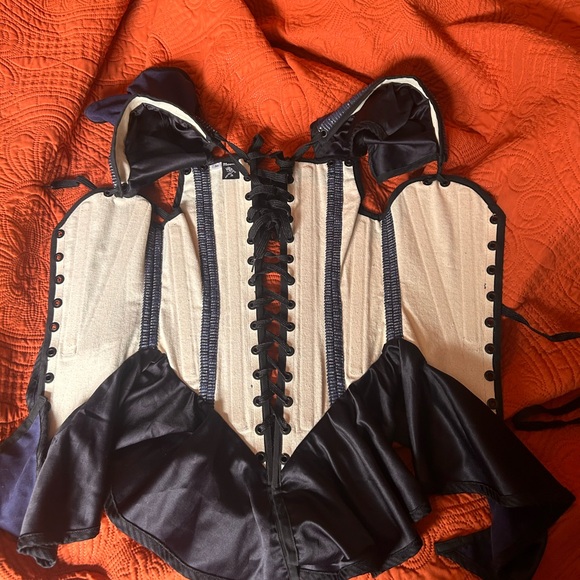 Moresca Blue and Black Pirate Bodice - Picture 2 of 7
